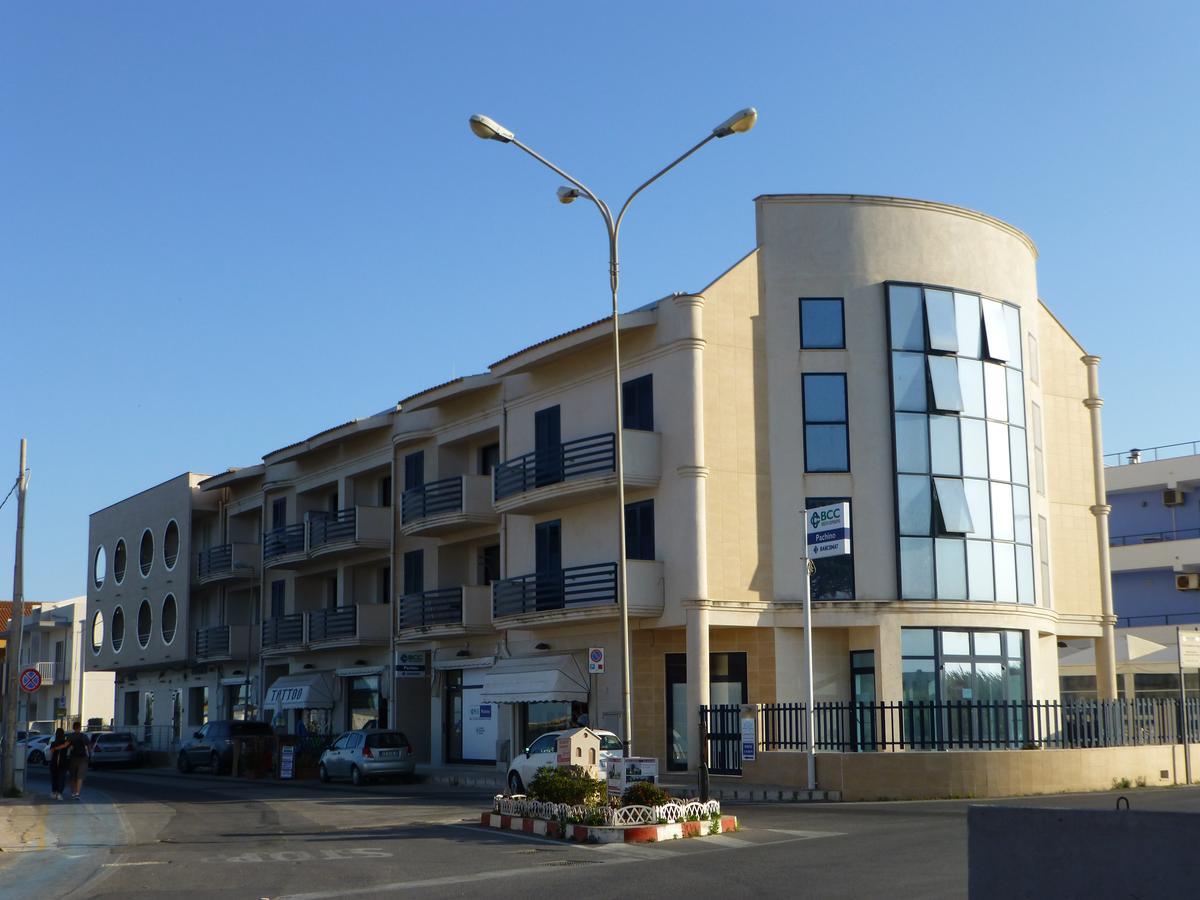 Hotel Celeste Марцамеми Екстериор снимка