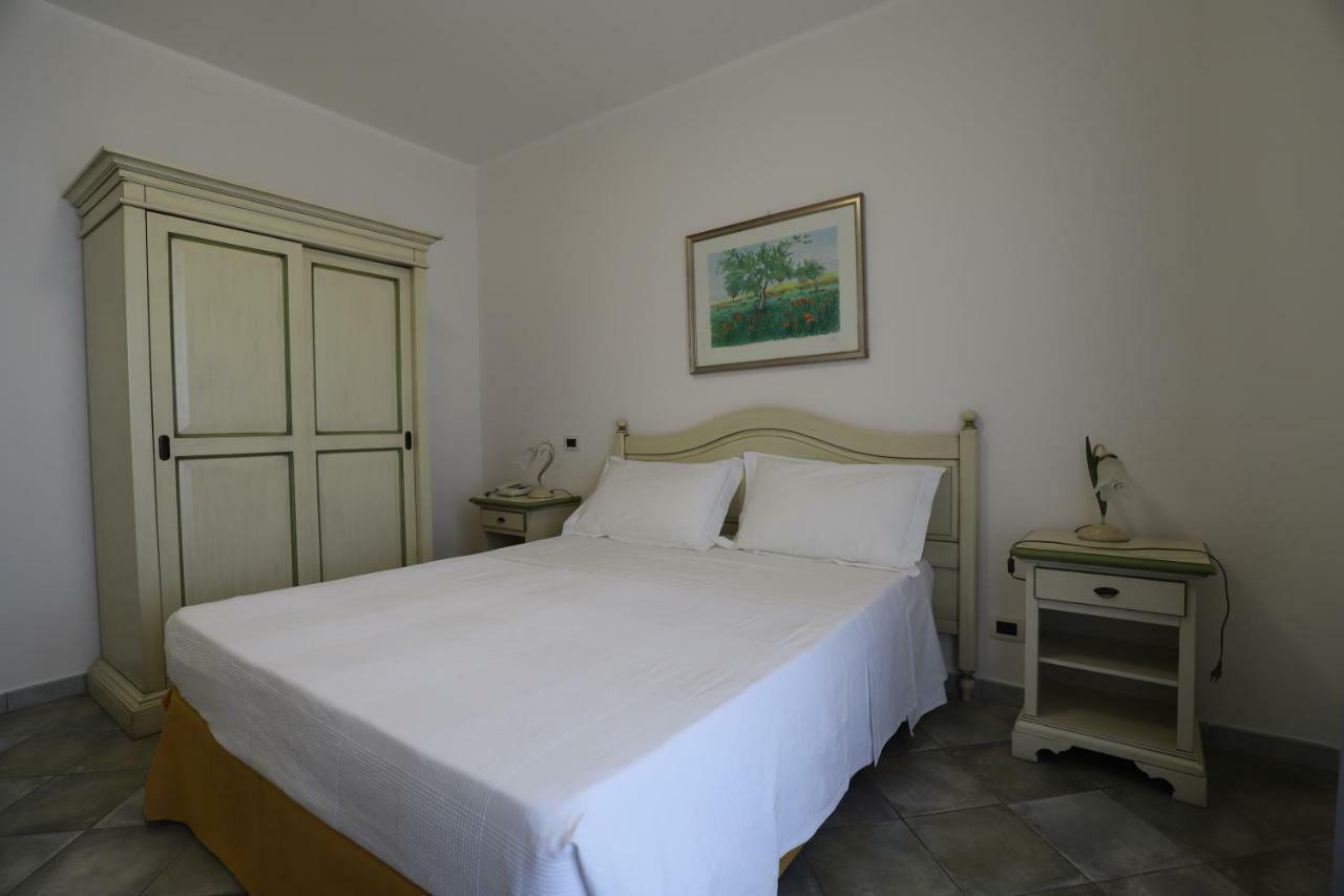 Hotel Celeste Марцамеми Екстериор снимка