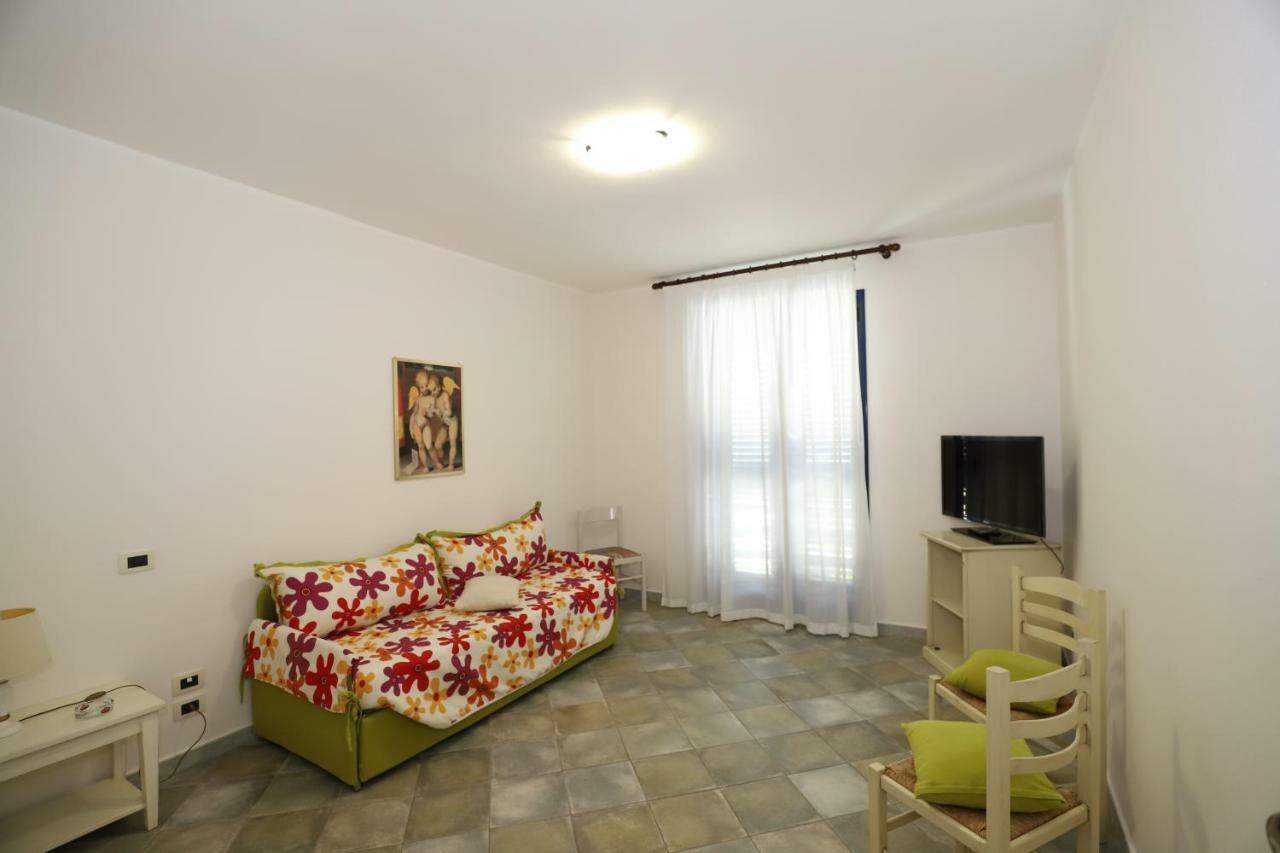 Hotel Celeste Марцамеми Екстериор снимка