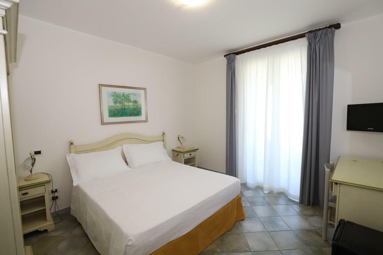 Hotel Celeste Марцамеми Екстериор снимка