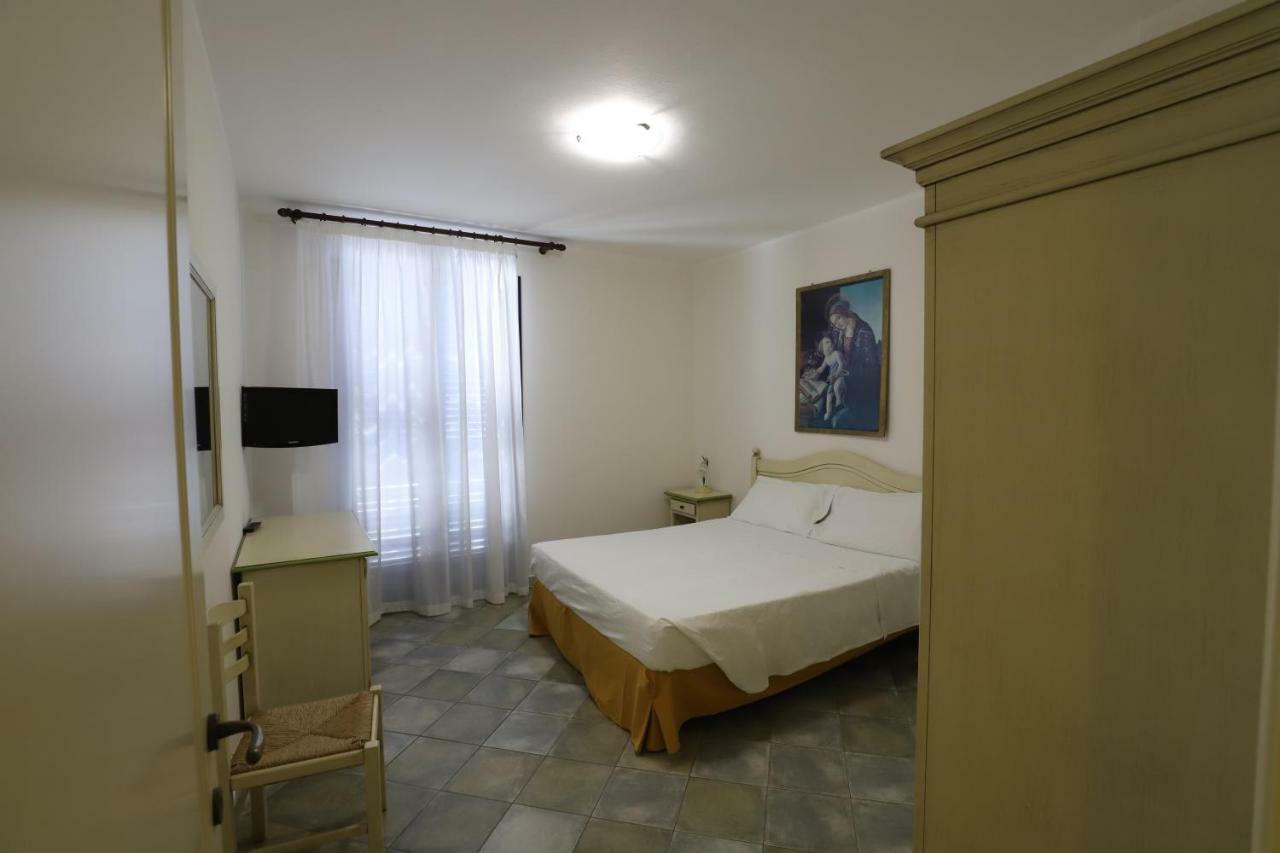 Hotel Celeste Марцамеми Екстериор снимка